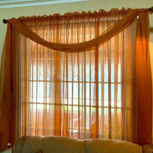 Curtain sets, 3 panels size 54/82 2 valances